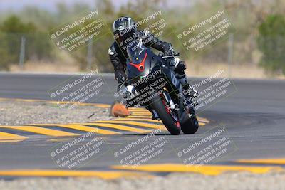 media/Oct-03-2022-Moto Forza (Mon) [[5f077a3730]]/Intermediate Group/Session 3 (Turn 3)/